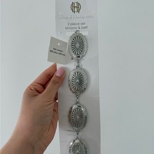 House of Harlow 1960 Silver Belt